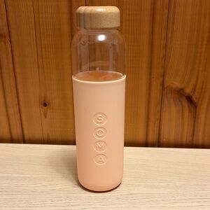 Soma Peach Silicone Sleeve Glass Bottle with Bamboo Cap